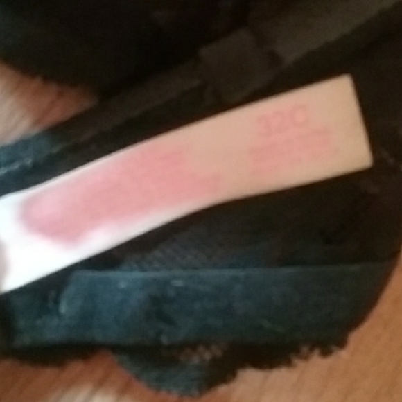 Black strapless bra - Picture 2 of 2